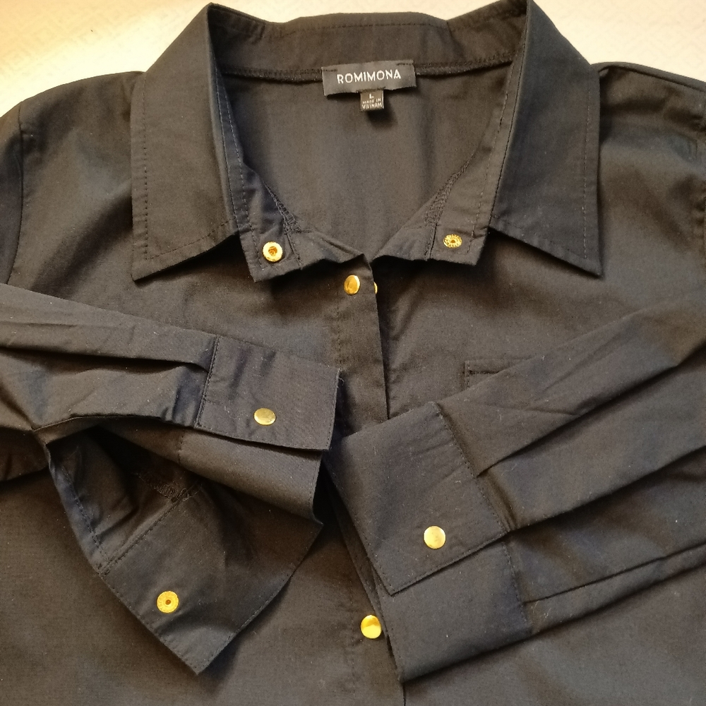 Romimona Black long sleeve snap down blouse casual